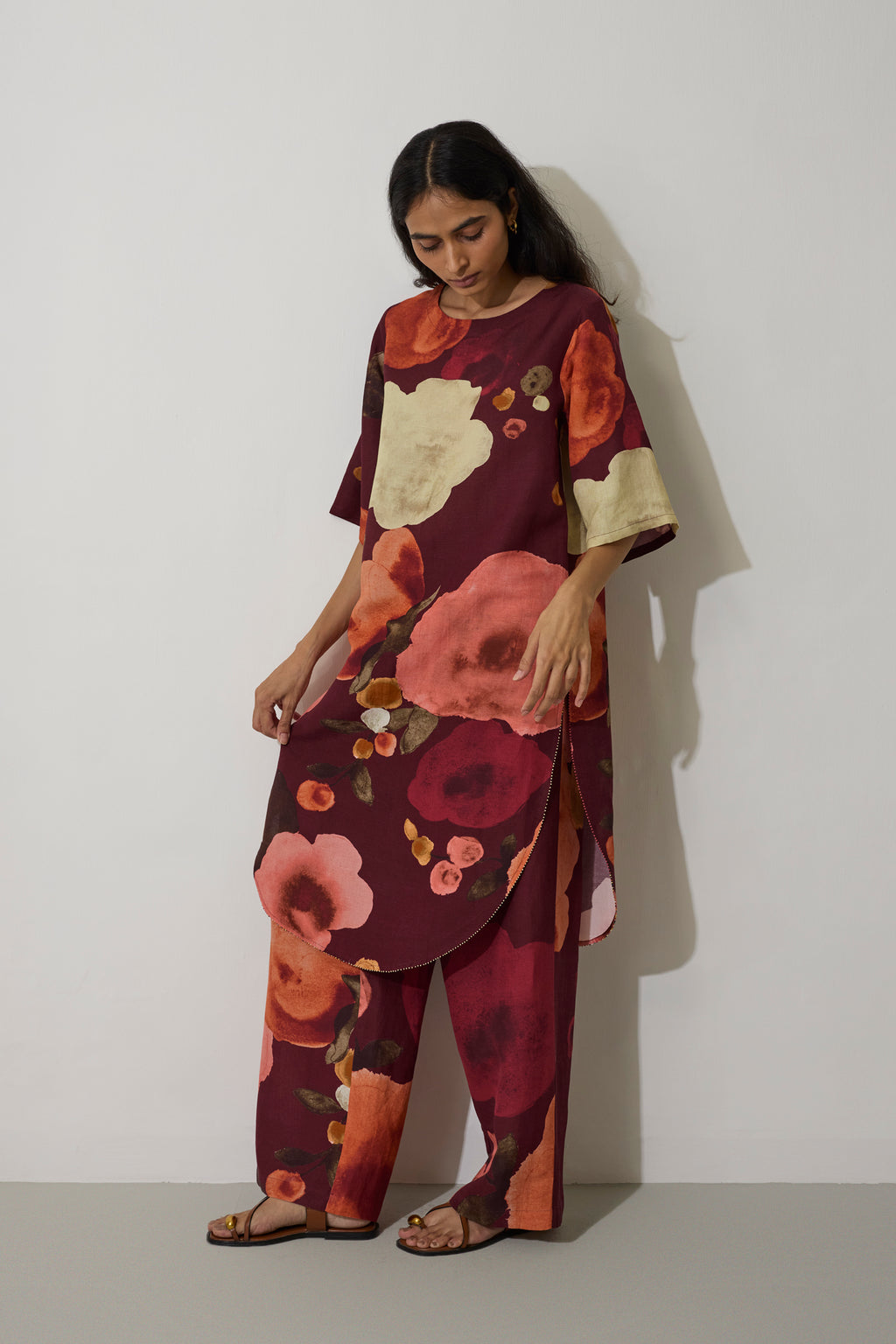 Poppies Embroidered Curved-Hem Set - Mulberry
