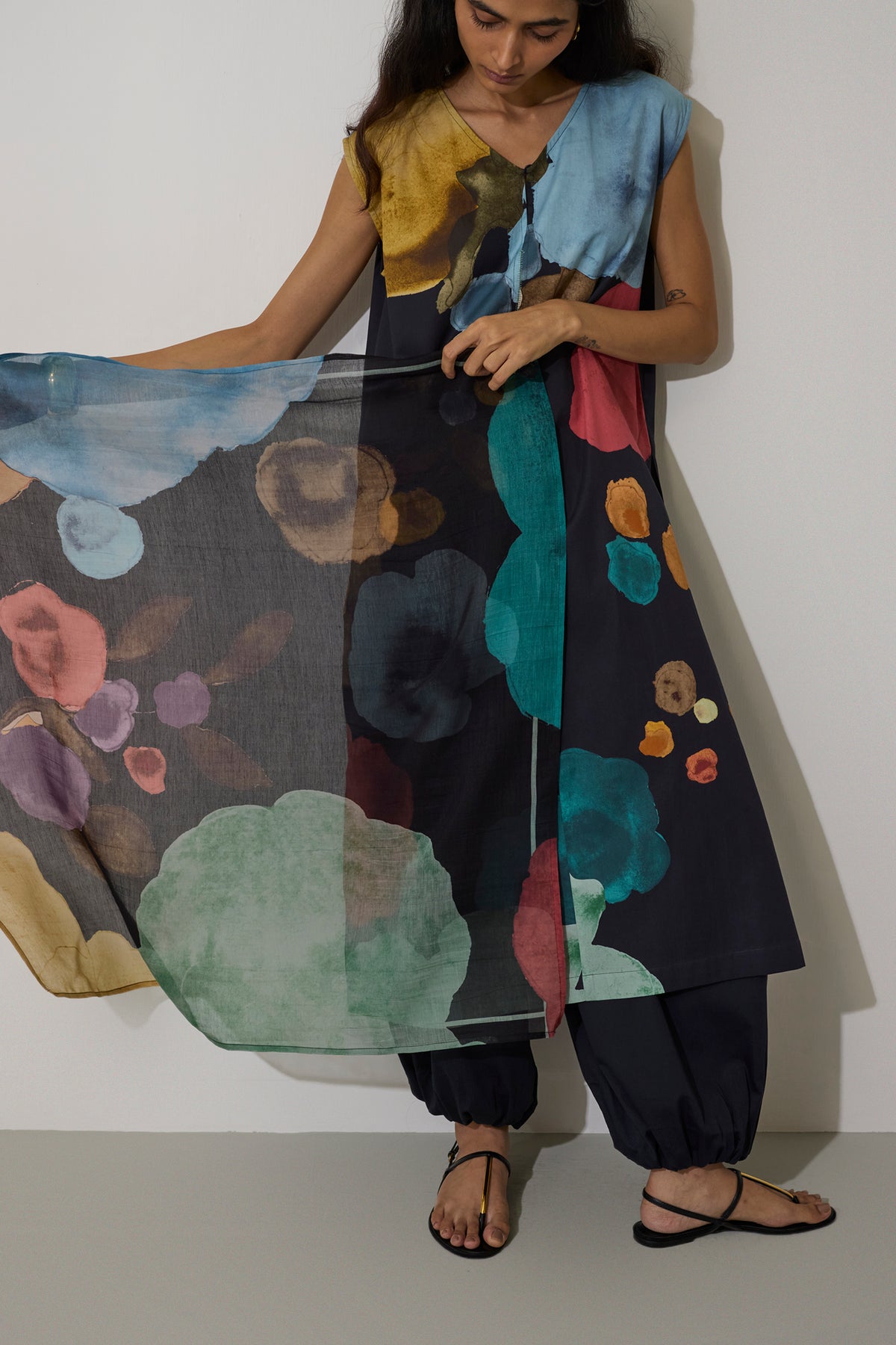 Poppies Chanderi Scarf - Night