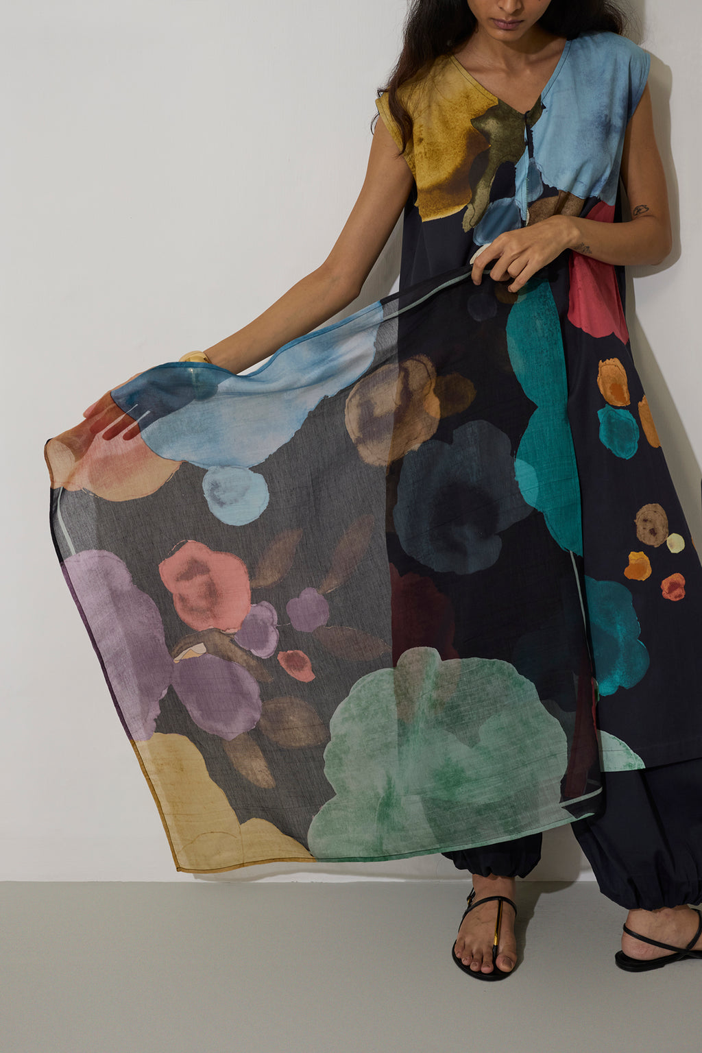 Poppies Chanderi Scarf - Night