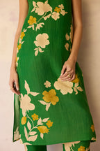 Hibiscus Anaar V-Neck Co-ord Set - Fern