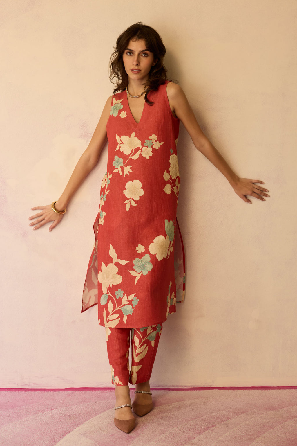 Hibiscus Anaar V-Neck Co-ord Set - Coral