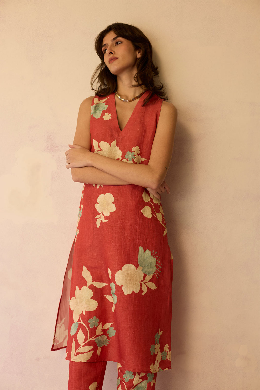 Hibiscus Anaar V-Neck Co-ord Set - Coral